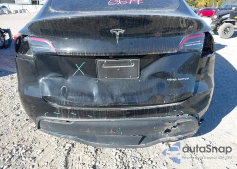 2023 Tesla Model Y Awd/Long Range Dual Motor All-Wheel Drive from USA, damaged, VIN 7SAYGDEE2PF851838